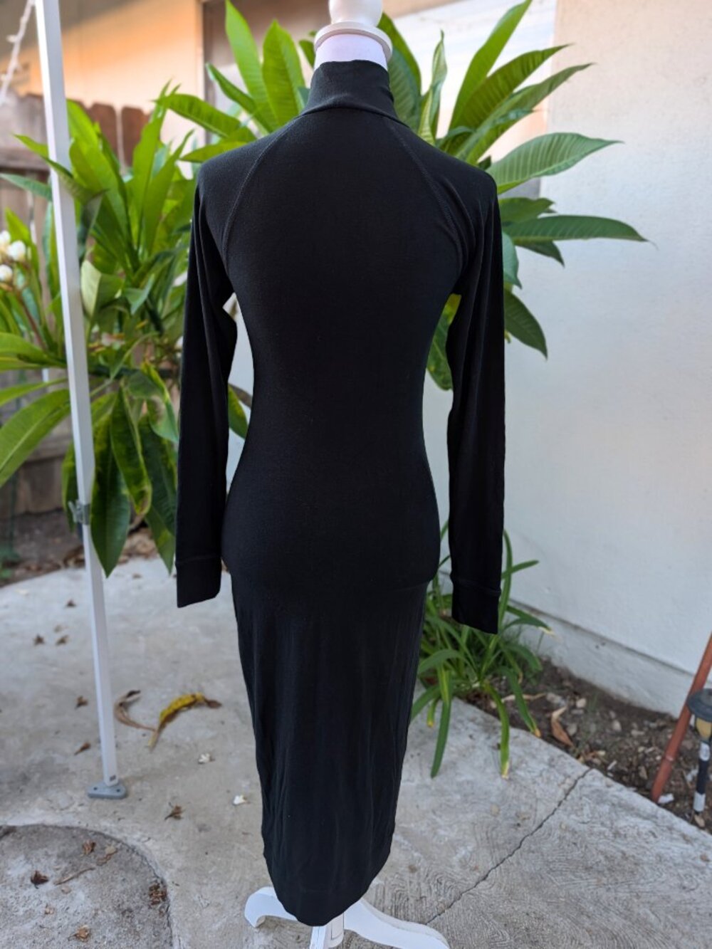 James Perse Los Angeles micro-sueded turtleneck dress black size 1 (small) VGUC - Picture 7 of 13